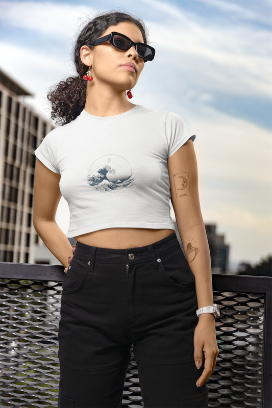 Modeez Crop Top – „Street Bloom“ | Premium Streetwear Damen