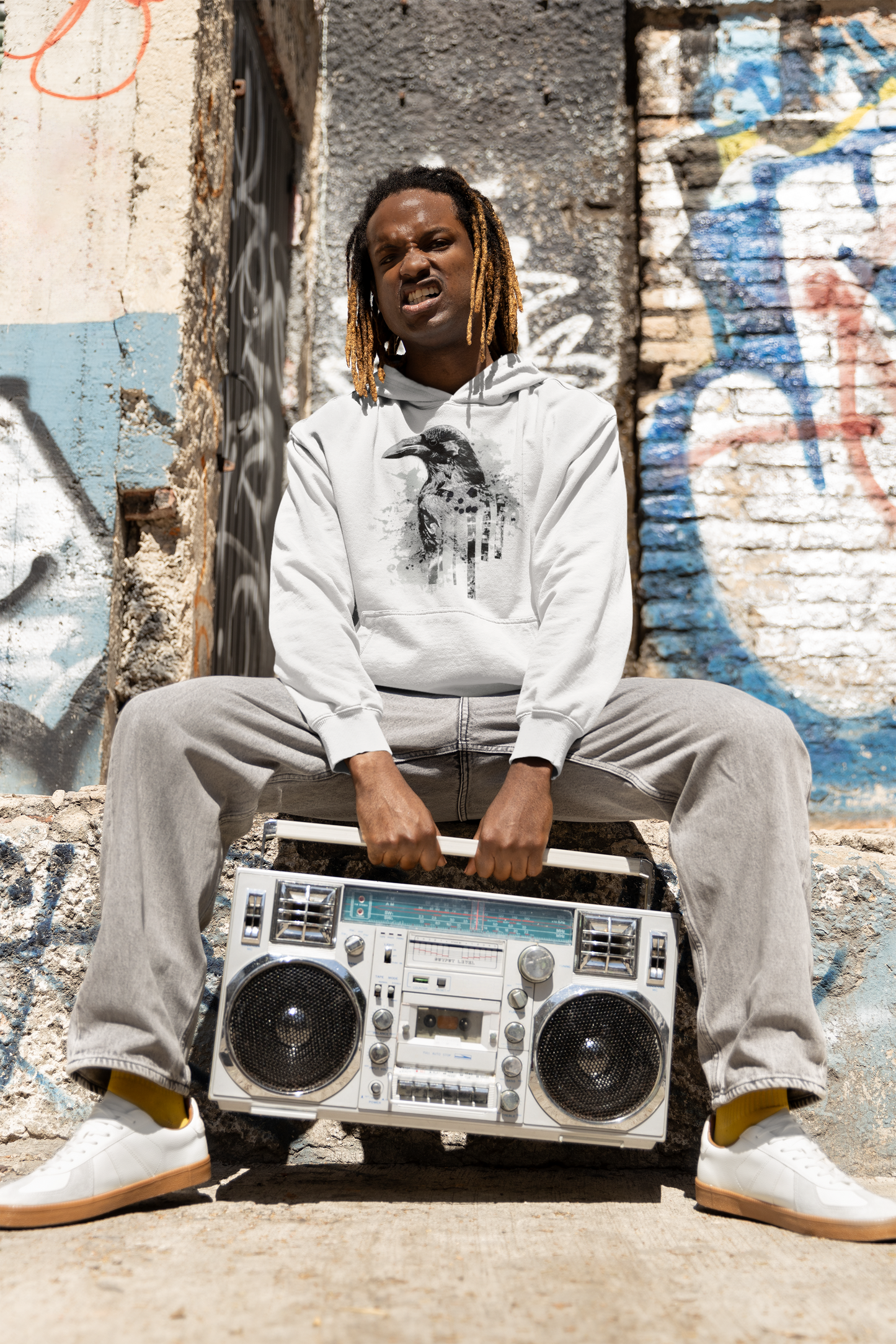 Modeez Herren Hoodie – „Silent Flight“ | Premium Streetwear